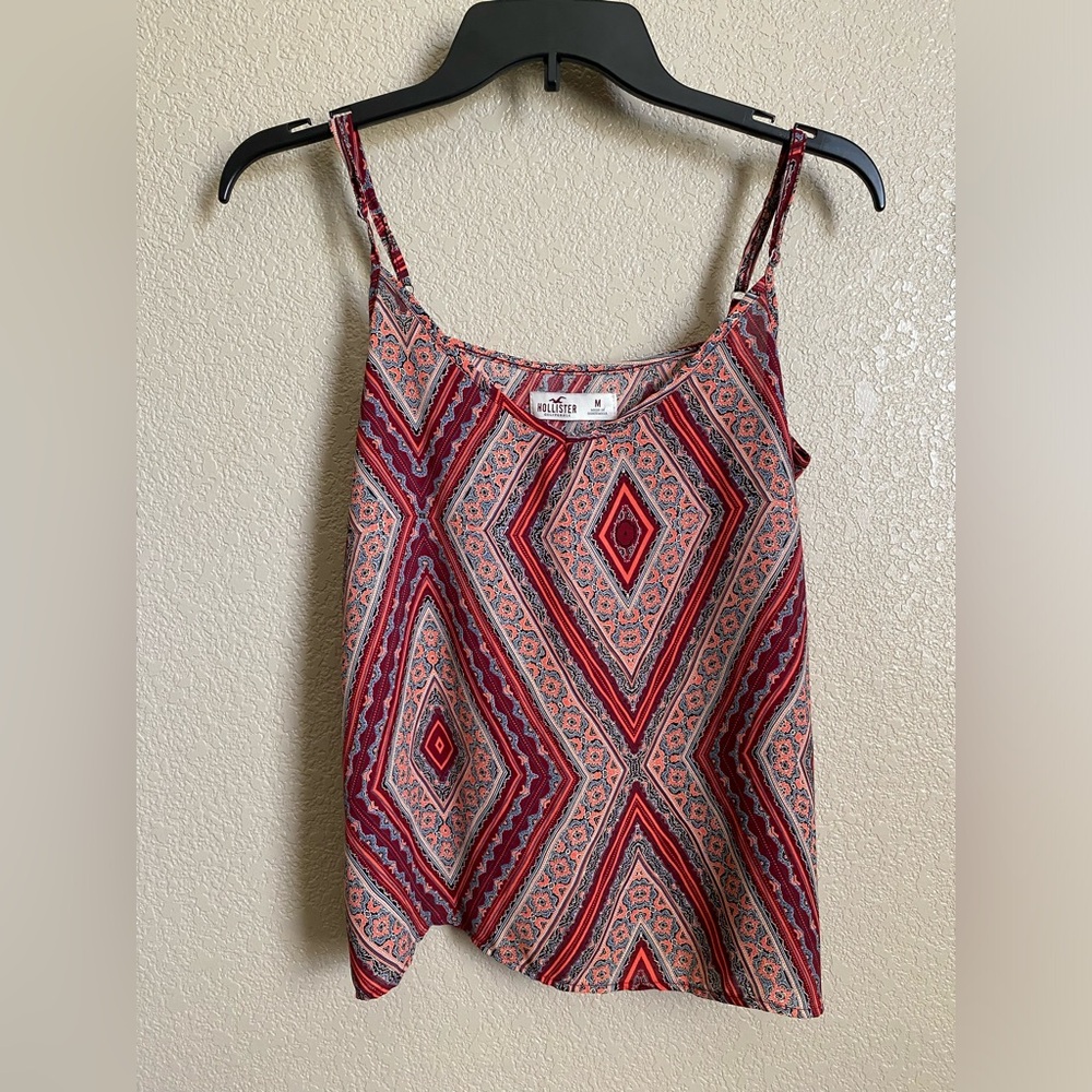 Hollister red pattern top
